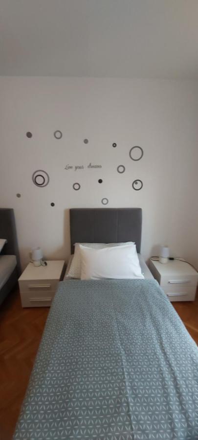 Apartman Val Πούλα Εξωτερικό φωτογραφία